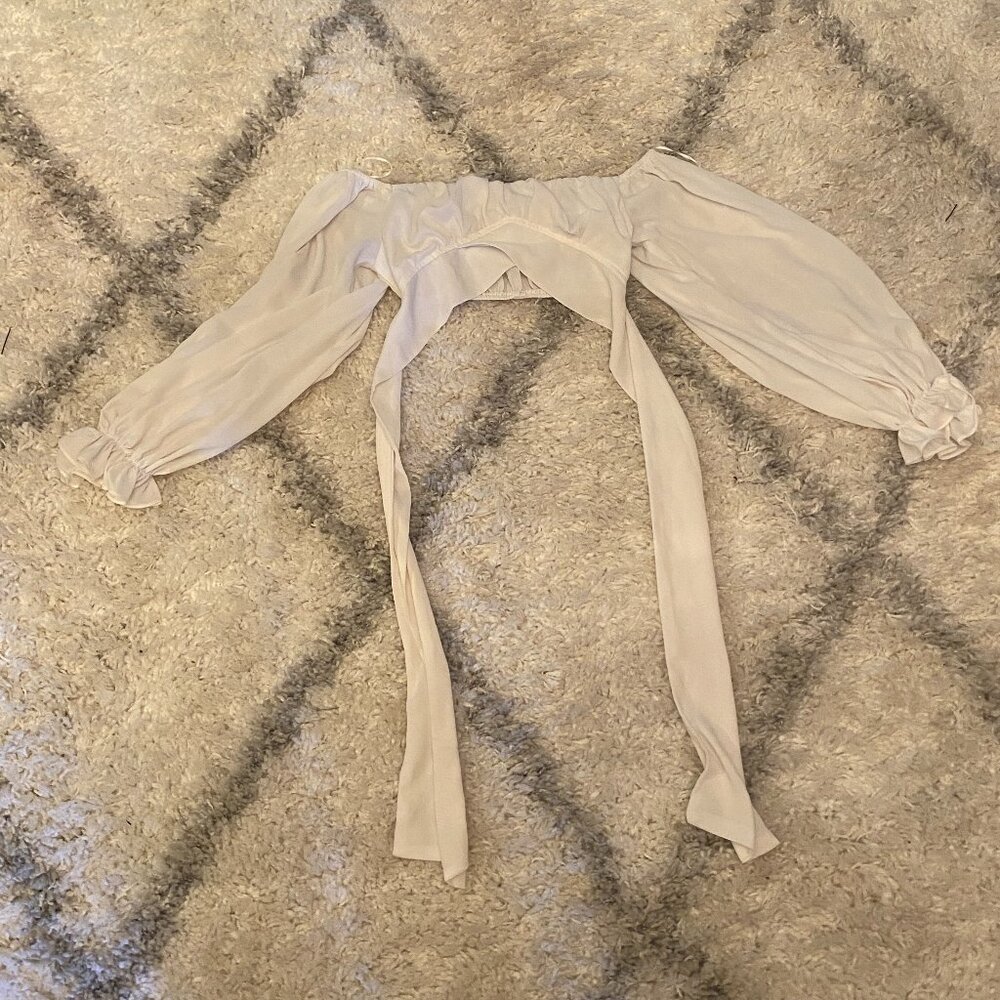 Beginning Boutique Long Sleeve Off The Shoulder White Tie Around Crop Top Size 8